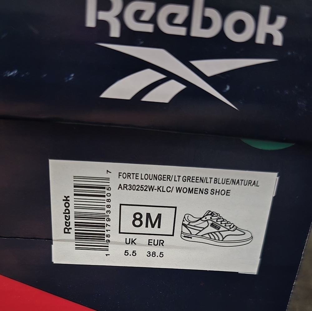 Reebok Light Green and White Sneakers - Picture 9 of 16